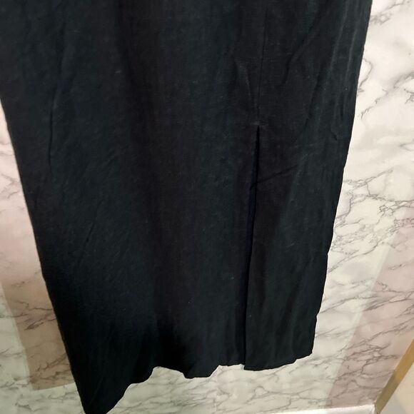 ASOS Sleeveless Black Midi Dress - Picture 2 of 8